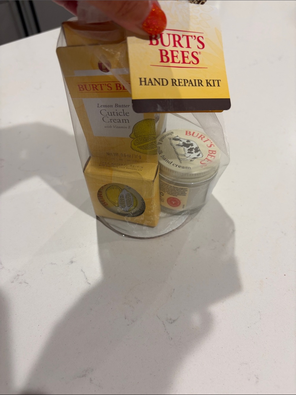 Burt's Bees Hand Repair Kit with Lemon Butter Cuticle Cream - Yellow & White